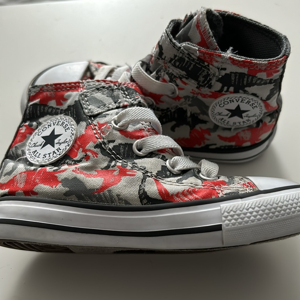 Toddlers converse high tops